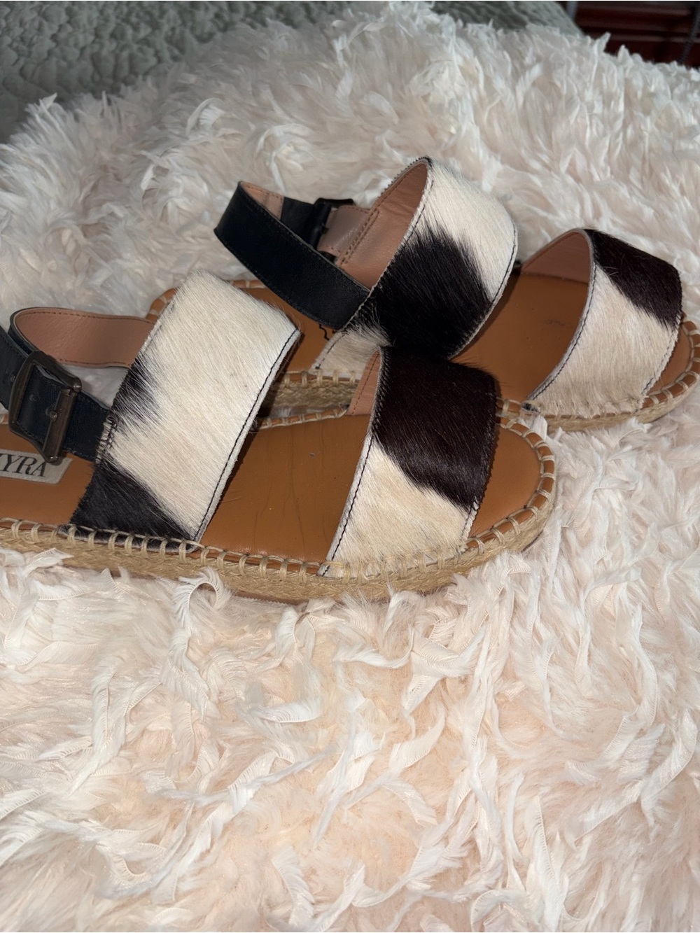 🌟 Myra Cowhide Espadrille Sandals. Step out In Style!!!💋 - Picture 3 of 5